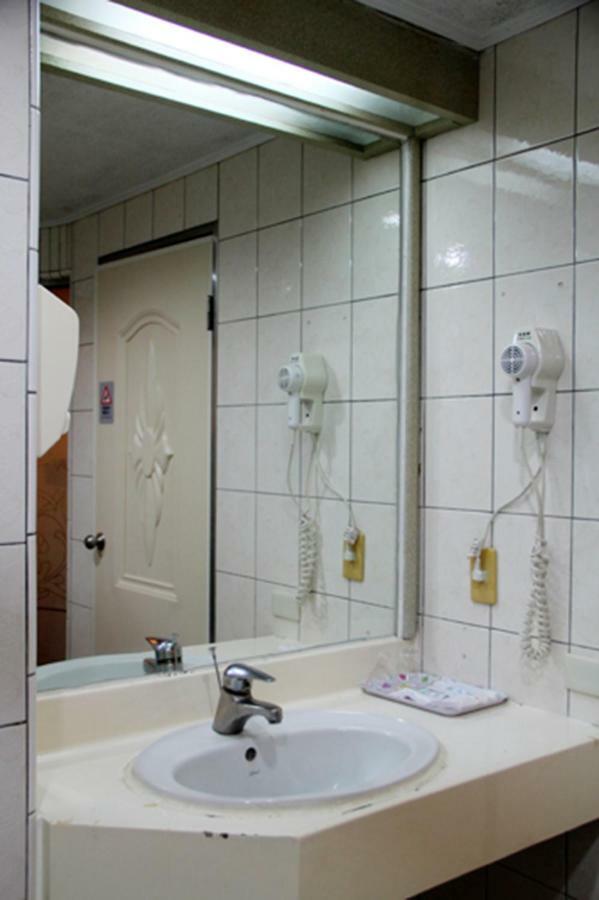Persimmon Hotel Hszincsu Kültér fotó